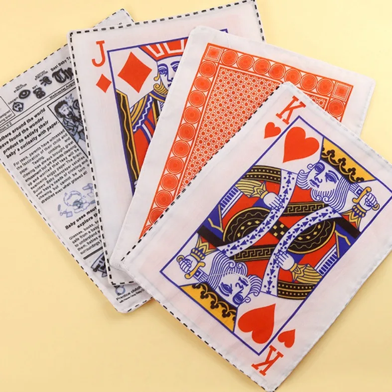Interactive Squeaky Dog Chew Toy-Tearproof Simulated Newspaper Playing Cards For Corgi Teddy Small Puppy GWJ31_voghion.com