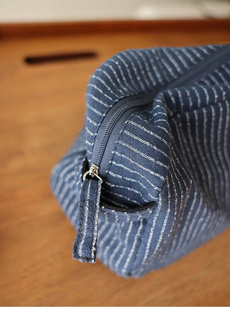 Klassisch gestreifte tragbare Kosmetiktasche mit großem Fassungsvermögen, Baumwoll-Leinen-Stoff, dunkler Reißverschluss, tragbare Aufbewahrungstasche für Hautpflege und Reisen – Detail 8