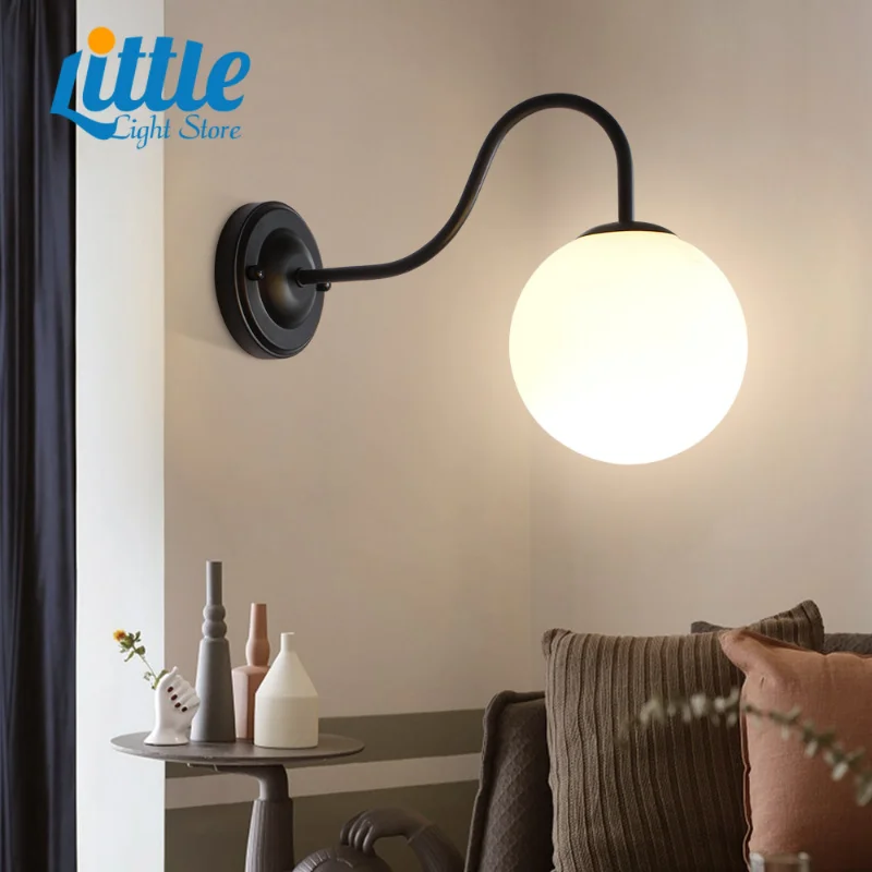 

Indoor Wall Lamp with Glass Ball LED Wall Lamp Suitable for Bedroom Living Room Aisle Corridor Interior Decoration Wall Lamp