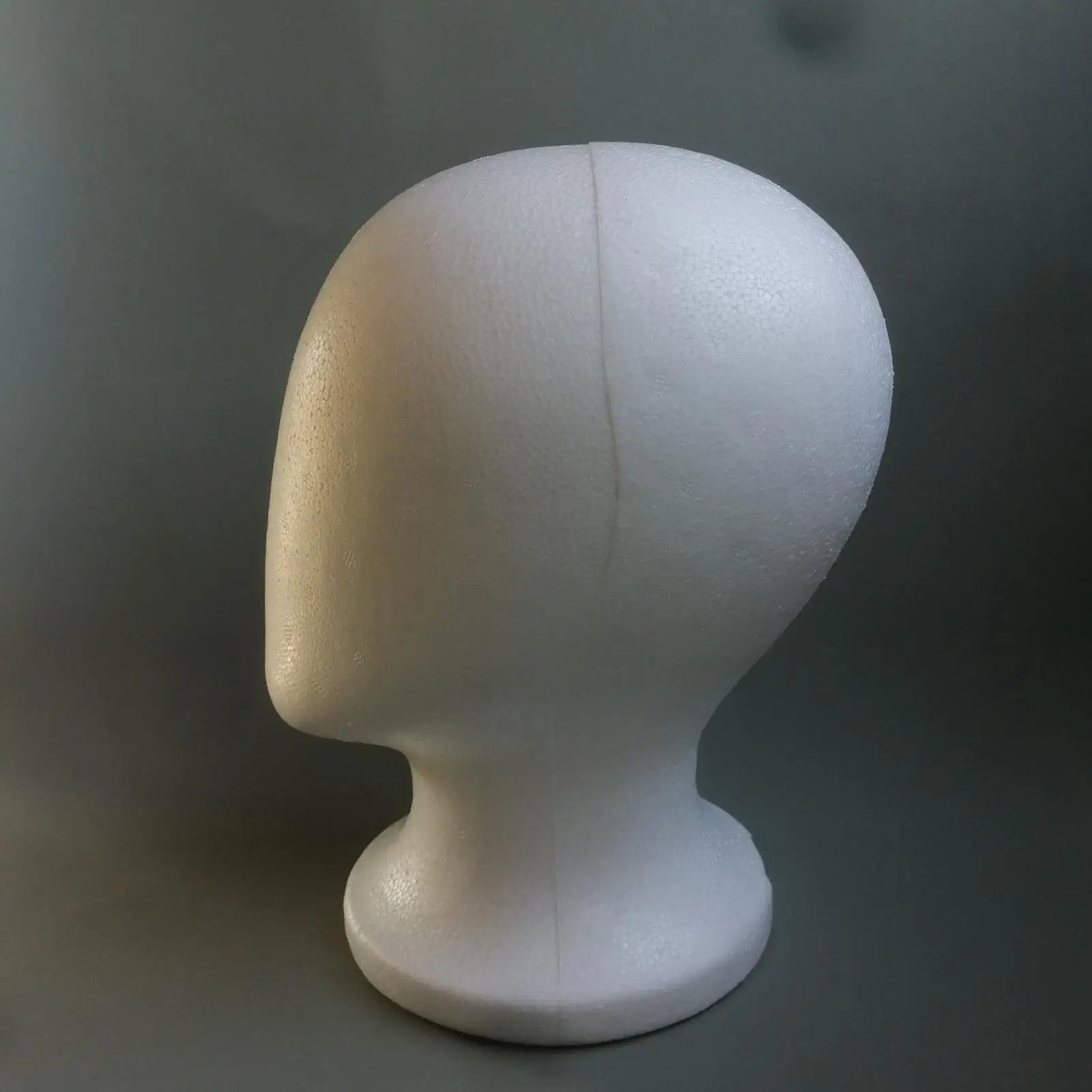 Testa di Manichino Femminile in Polistirolo Senza Volto per Esposizione Cosmetici, Parrucche, Cappelli e Accessori per Saloni di Bellezza e Viaggi - immagine 3