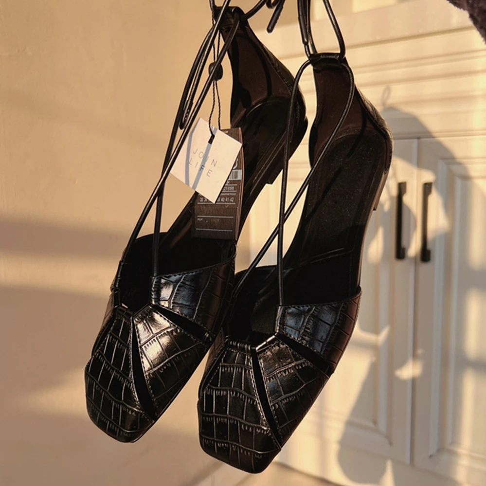 

Withered Fashion Ladies Leather Strap Hollow Flat Sandals Women Bohemia Retro Roman Sandals Summer