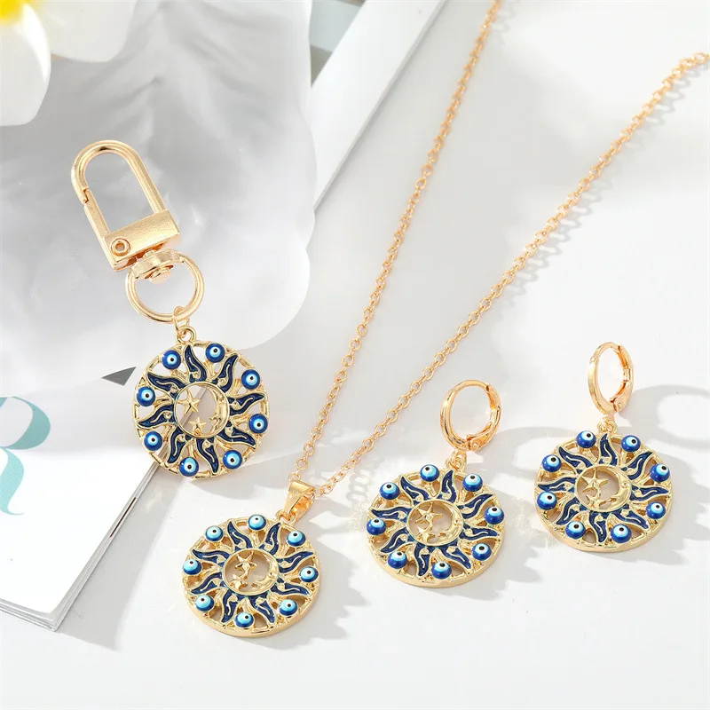 

10pcs Hollow Out Sun Evil Eye Keychain Keyring For Friend Couple Blue Eye Necklace Bag Car Key Ring Accessory