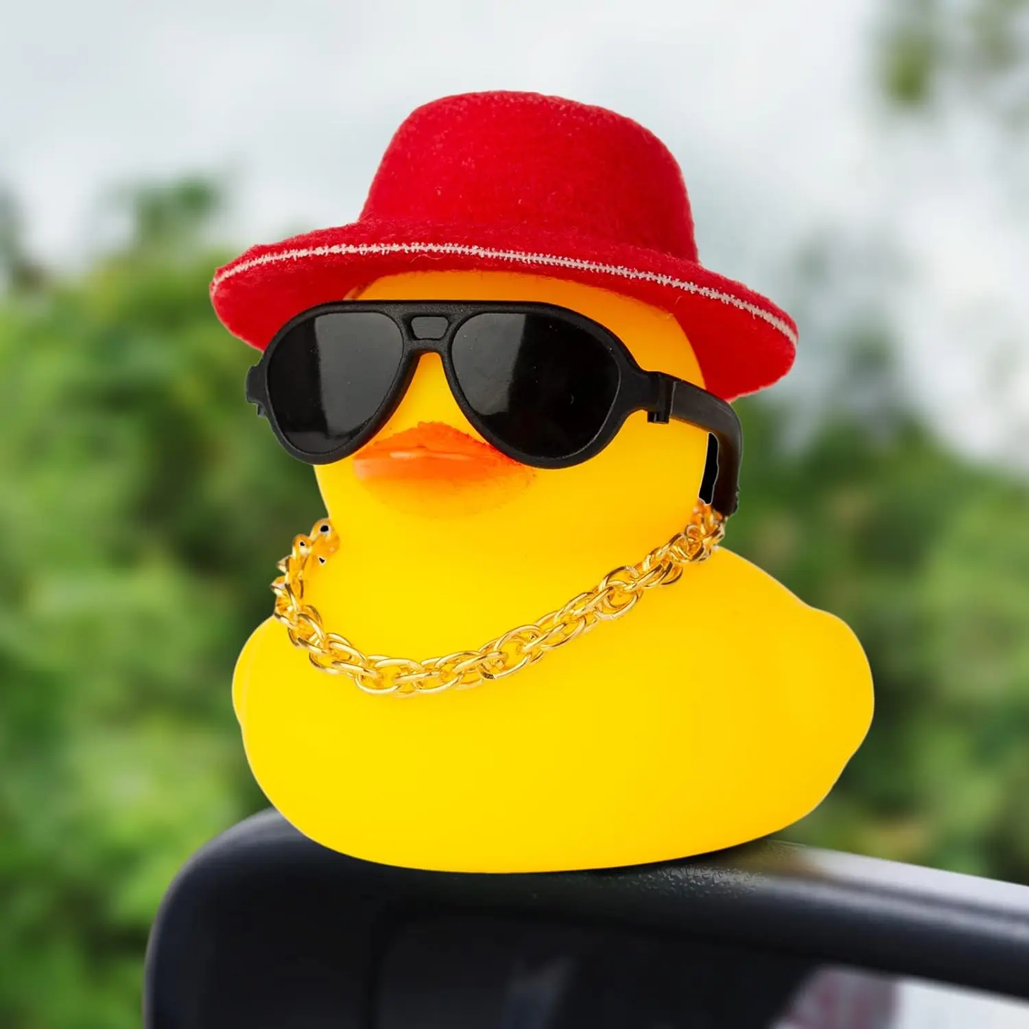 Canard en caoutchouc de voiture mignon, décoration de canard de voiture, tableau Prada avec accessoires sympas, chapeau de Noël, écharpe ou collier de lunettes de soleil, 1PC