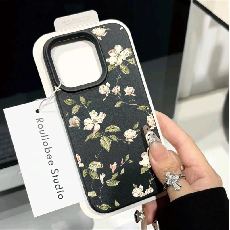 Charming White Floral Leaves Silicone Leather Phone Case