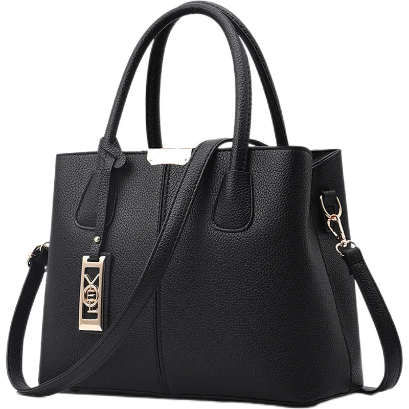 Sac à bandoulière pour femme, design élégant et tendance