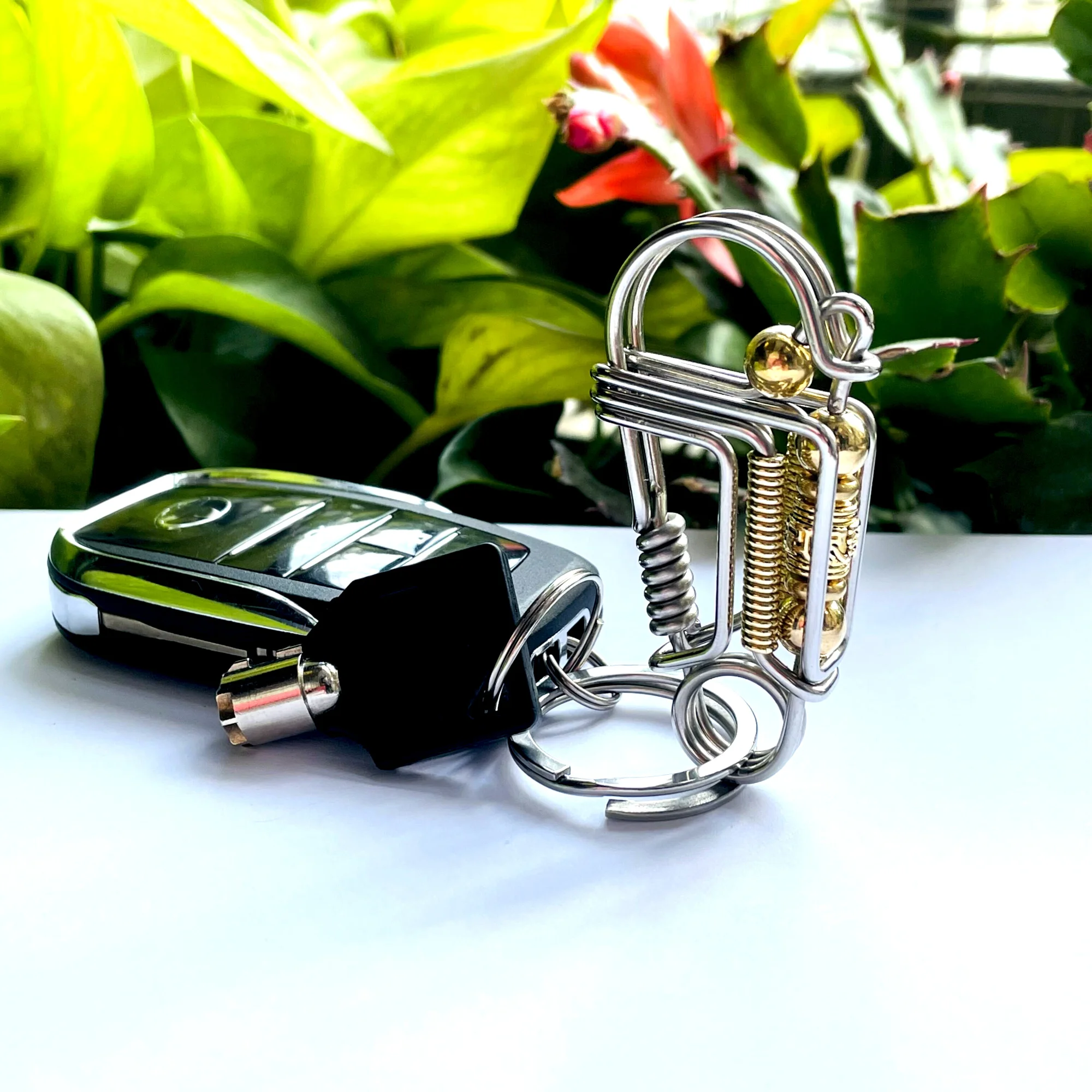 High-end Titanium Keychain Luxury Men Car Key Chain Key Ring Ultra  Lightweight Edc Carabiner Holder The Best Gift For Men | Fruugo NO
