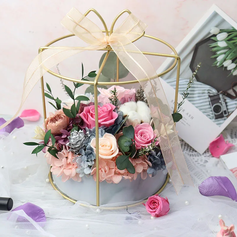 

Immortal Flowers True Roses Wrought-iron Flower Basket Home Ornament, Mother's Day, Valentine's Day, Christmas Anniversary Gifts