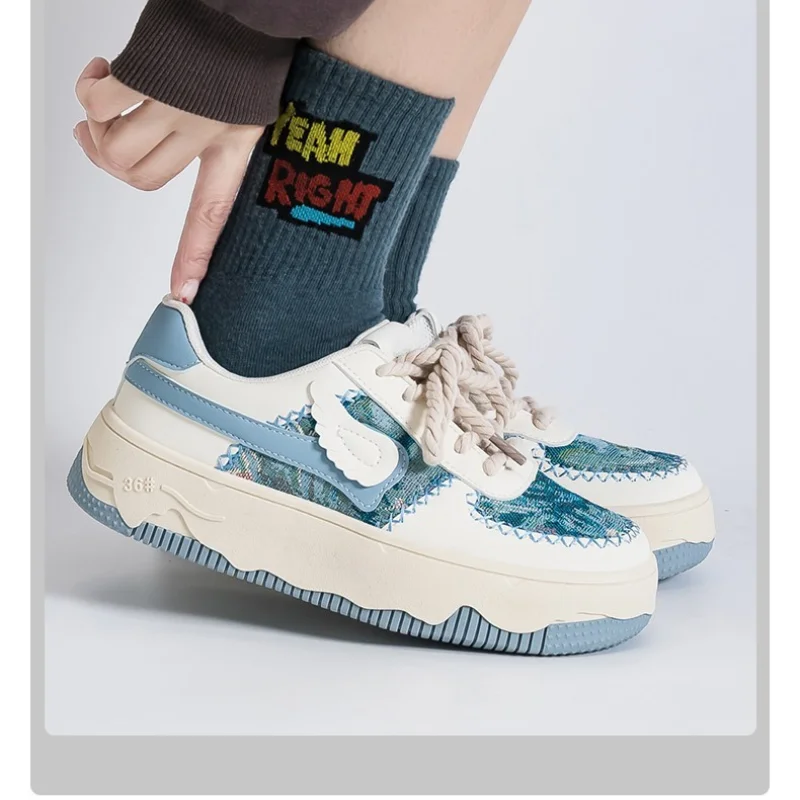 Spring and Autumn New Fashion Versatile Sports Shoes Women's Casual Breathable Thick Sole Skateboard Shoes