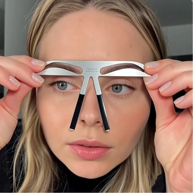 1pc Stainless Steel Eyebrow Shaping Tool - Flexible, Reusable Template for Perfect Brow Shape, Suitable for Beginners