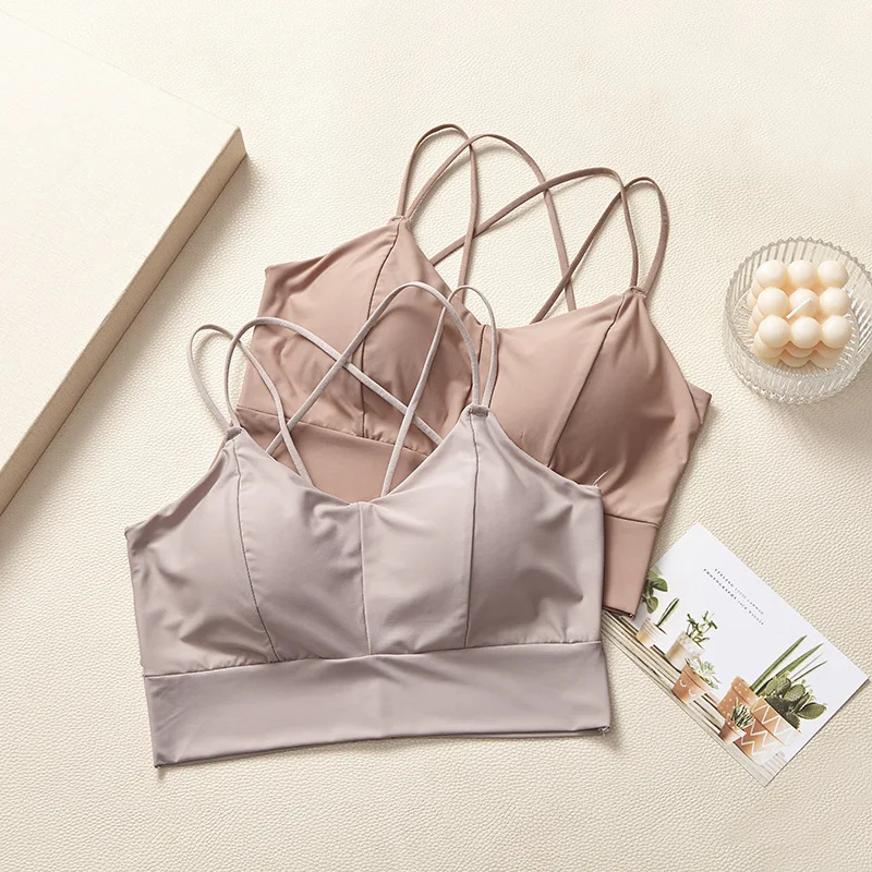 Description Picture 6 of item2022 Beauty Back Double Strap Yoga Wrap Chest Can Be Wearable Inside and Out to Gather Sexy Comfortable Breathable Vest