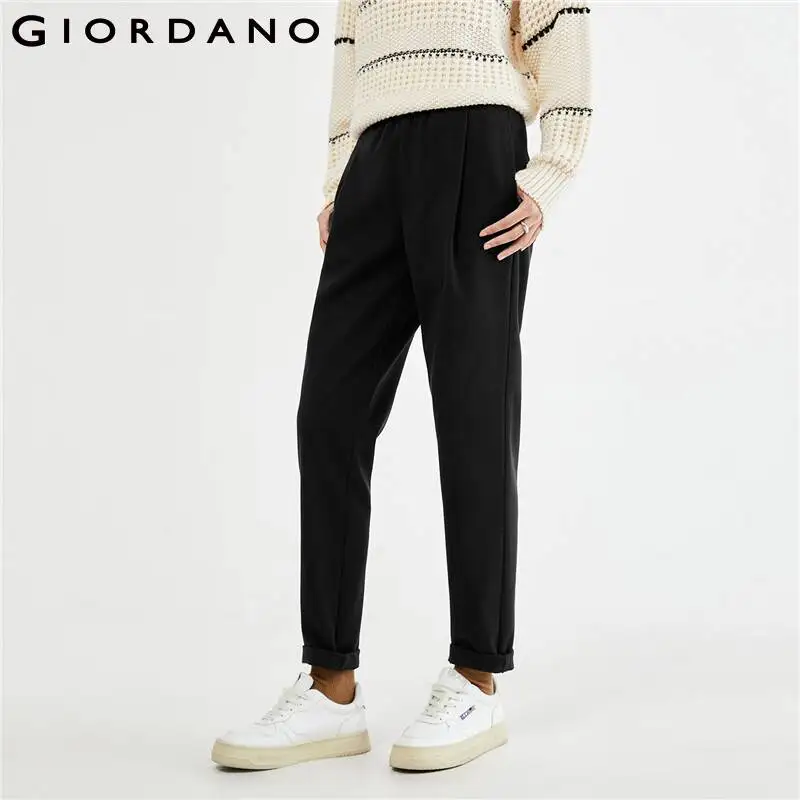 

GIORDANO Women Pants Button-Embellished Elastic Waist Pleated Pants Slant Pockets Solid Color Fashion Casual Warm Pants 18413013
