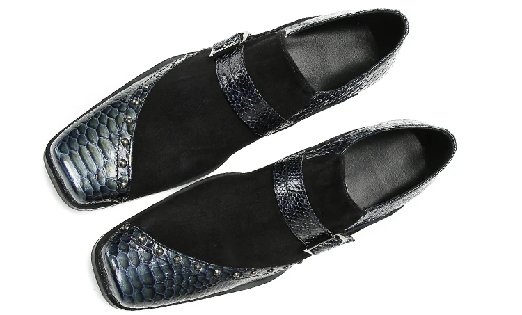 Herrenschuhe aus echtem Rindsleder, quadratische Zehenpartie, dicker Absatz, mit Nieten verziert, individuell gestaltbar, luxuriöses Schuhwerk für festliche Anlässe. – Detail 22