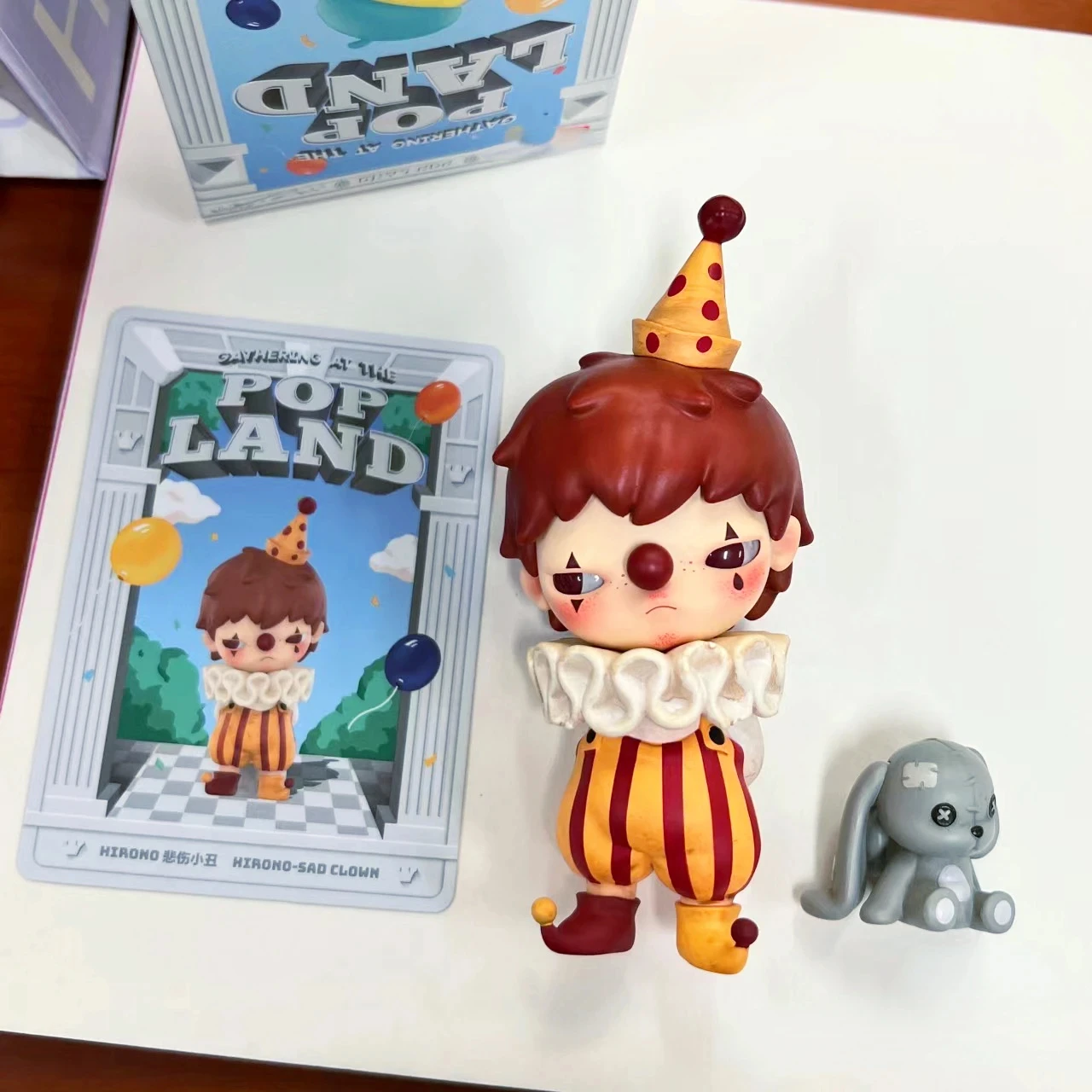 Hirono Gathering At The Pop Land Amusement Park Exclusive Figure 