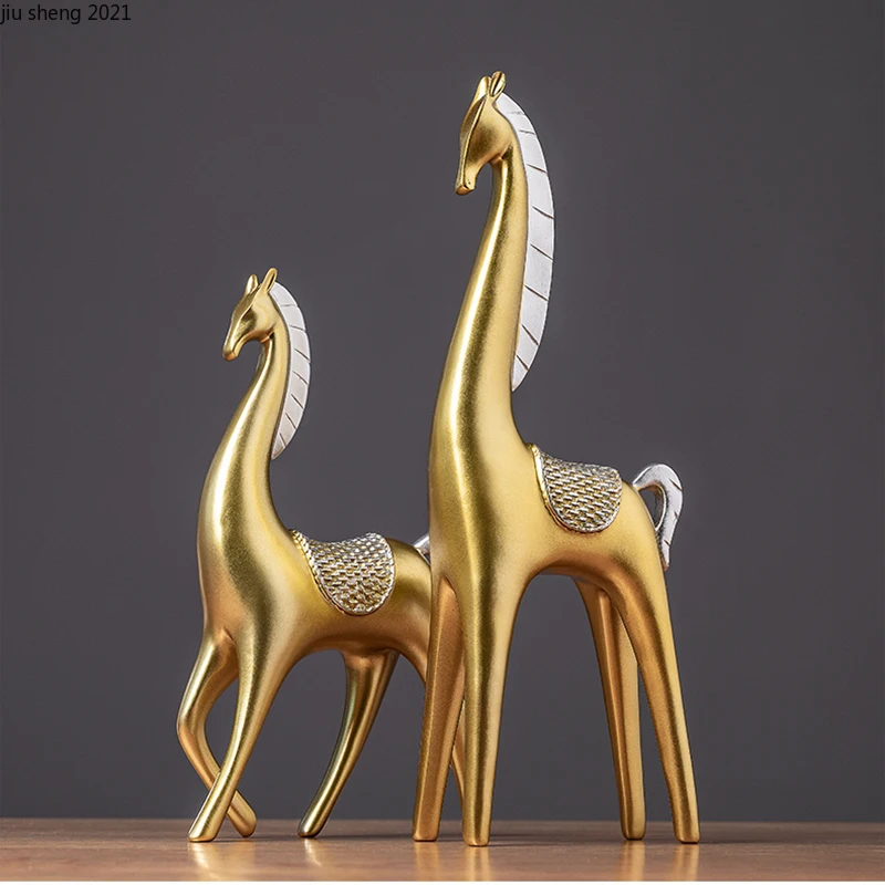 2-piece Set of Luxury Golden Elk Horse Figurines Resin Animal Sculpture Crafts Living Room Horse Furnishings Home Ornaments Gift