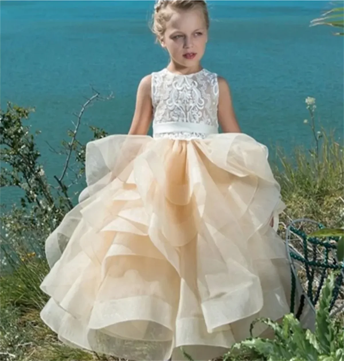 

Flower Girl Dress Champagne Layered Tulle Lace Beaded Wedding Cute Flower Children's First Eucharistic Birthday Party Dress