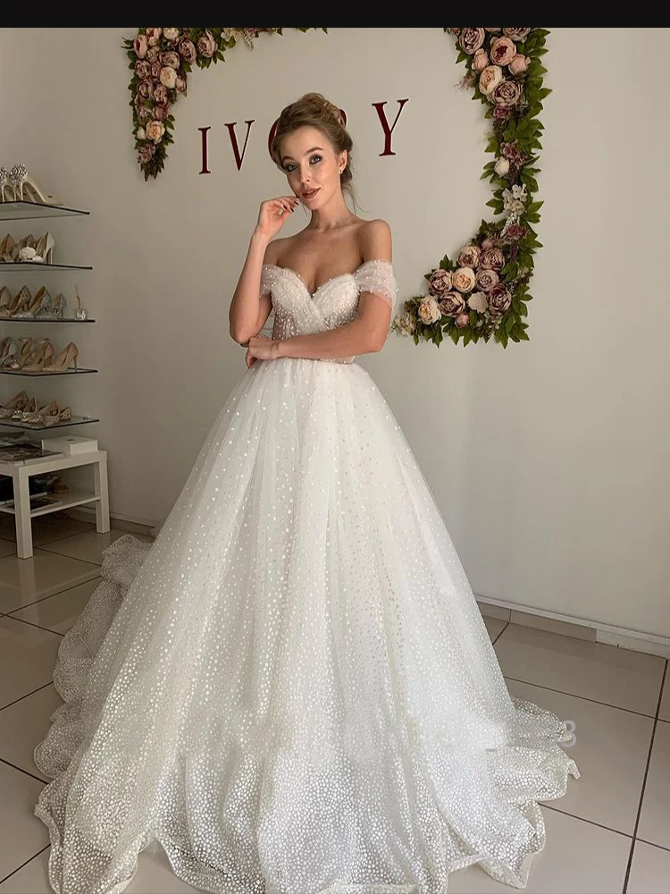 

Elegant Wedding Dresses Polka Dot Off Shoulder Pleated Vestido de Noiva A Line Tulle Zipper Bridal Gown Custom Made