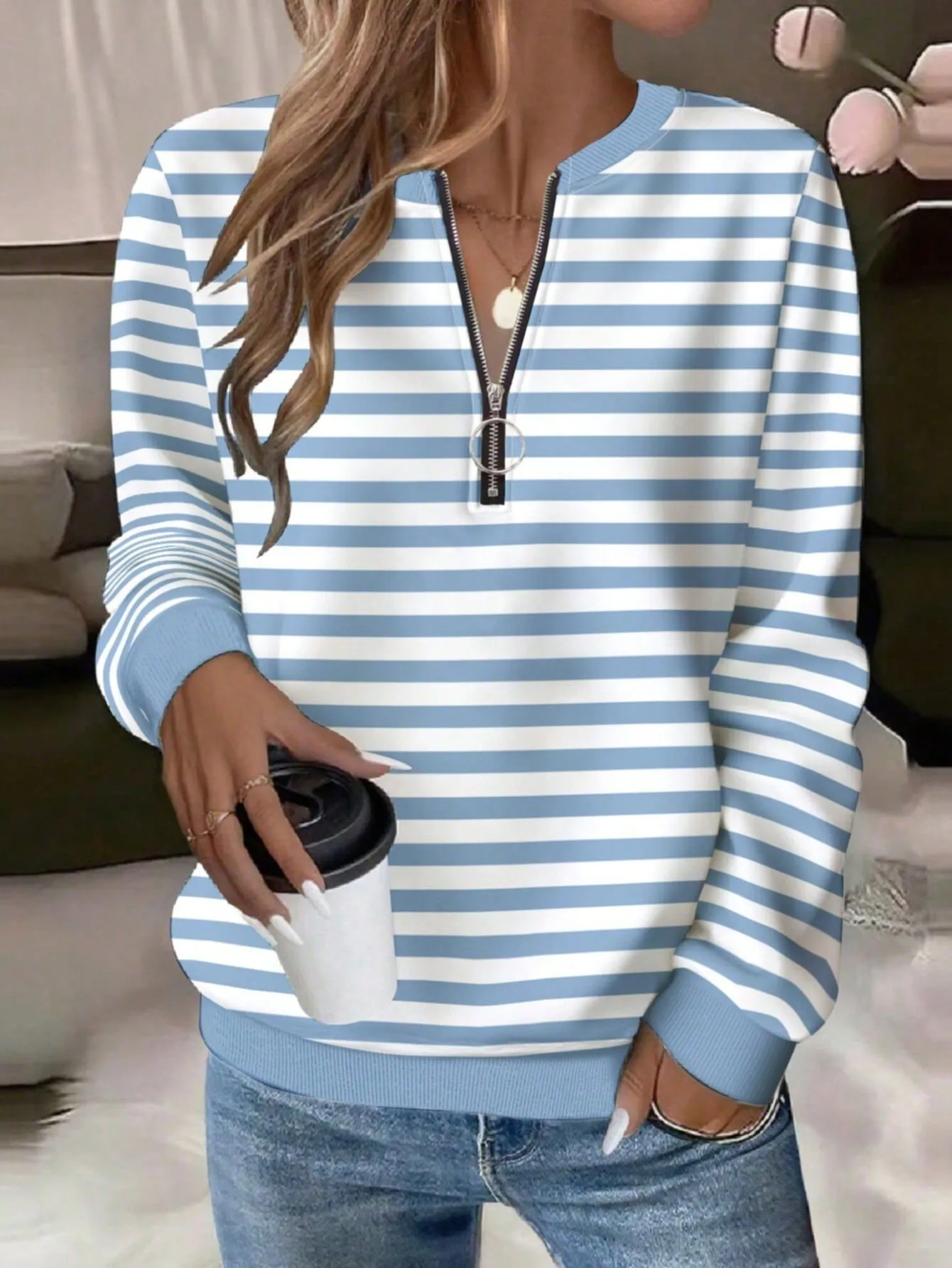Casual Zipper Hoodie with Regular Fit Mid Length Japanese Korean Casual Digital Print Long Sleeve Striped Spring Women Hoodie