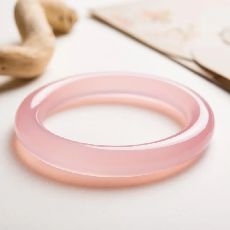 

Natural Agate Light Pink Chalcedony Bracelet Ice Trick Peach Blossom Fat Round Bar Women's Lotus Root Pink Bracelet