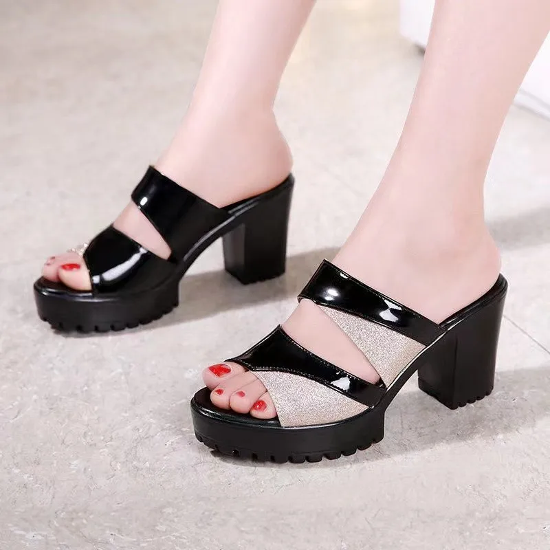 

Summer 2023 New Thick Soled Black Thick High-heeled Sandals for Women Fashionable Peep-toe Shoe
