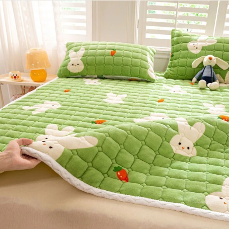 Thicken Non-slip Mattress Toppers Cover Winter Warm Single Double Bed Sheets Portable Thin Tatami Bedspreads for Home Dormitory