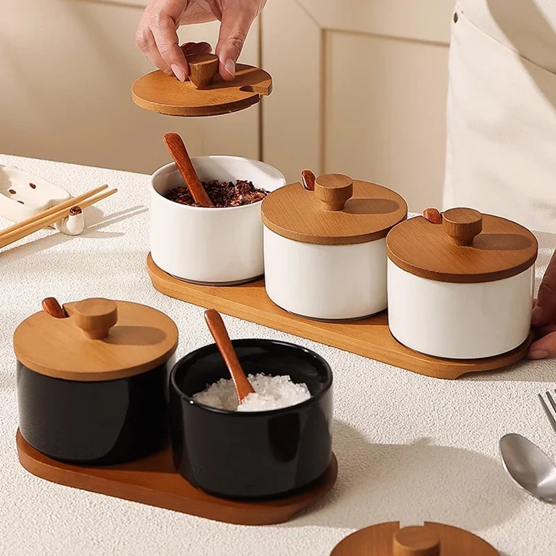 Japanese Vintage Seasoning Jar Three-piece Kitchen Salt MSG Storage Jar Ceramic Household Chili Tank Spoon Kitchen Utensils