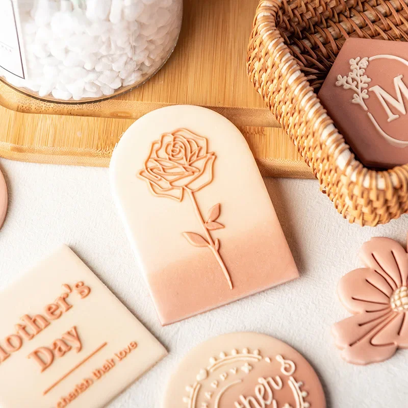 Rose Flower Biscuit Mold Fondant Cookie Press Stamp Mom Birthday Cookie Cutter Baking Tools For Mother's Day cookie cutter,baking mold,cookie mould,cookie maker press kit,pastry cutter