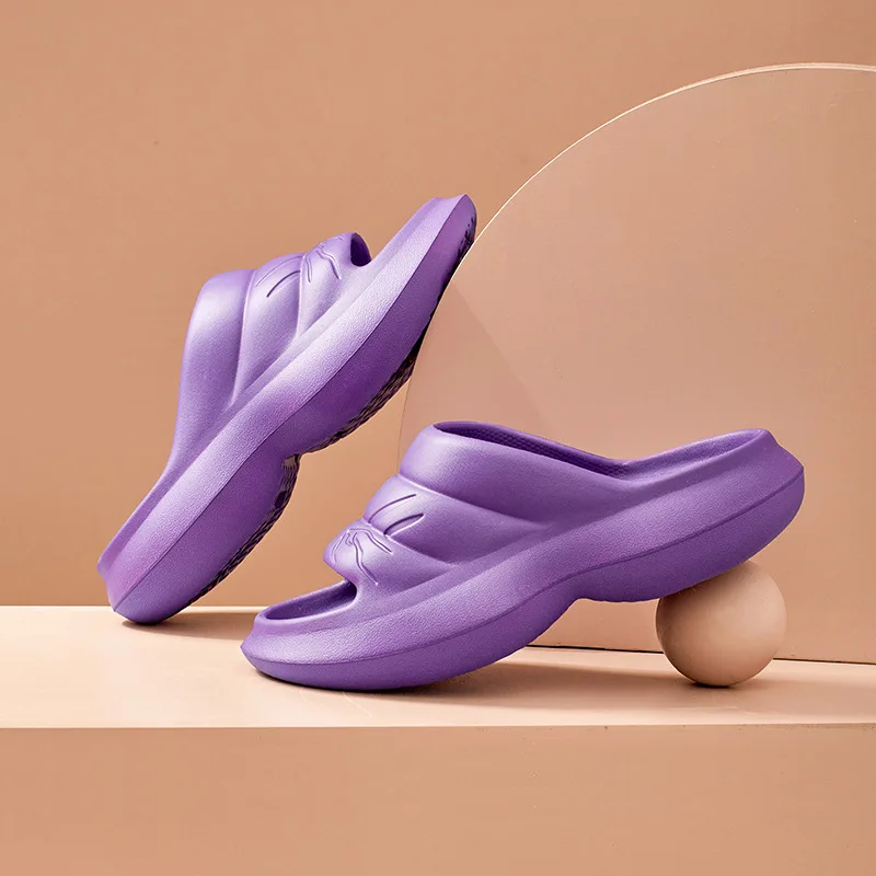 Рисунок 2 - Толстые женские летние сандалии