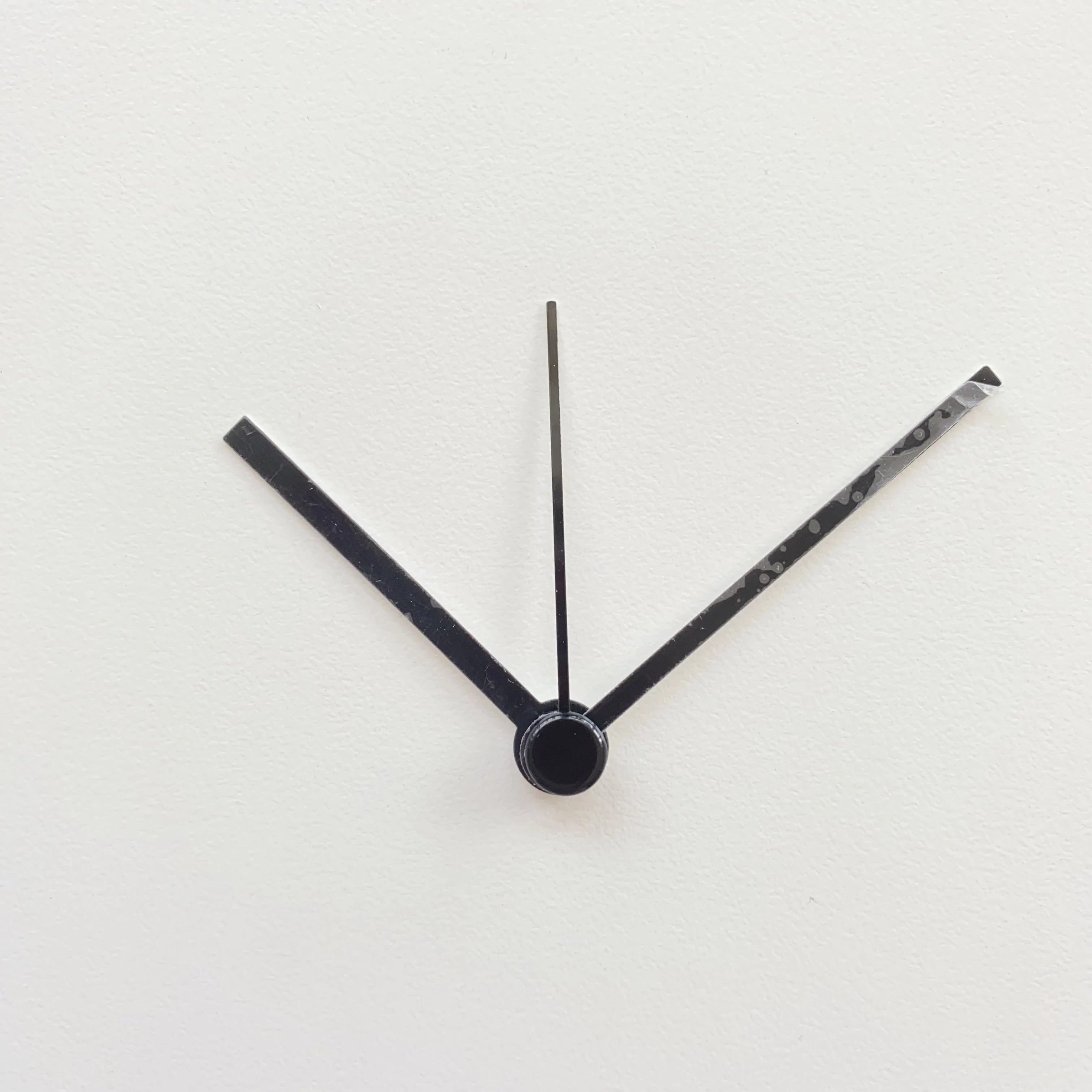 Description Picture 4 of itemMetal Wall Clock Hands for 12888 Clock Movement Gold Home Decor Hour Hand Minute Hand Second Hand Large Clock Pointer Set