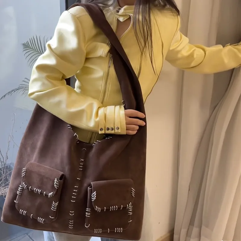 Faux Suede Large Capacity Tote Bags For Women Luxury Designer Handbags Purses 2024 New In Fashion Underarm Rivet Wide Shoulder