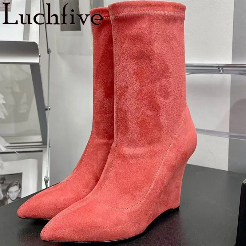 

Kid Suede Women Short Boots Pointed Toe Brand Designer 2022 Female Winter Runway Wedges Boots Outside Women Chelsea Boots Women