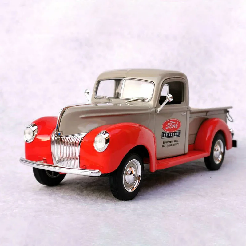First Gear 1:25 Scale Ford 1940 Pickup Truck Lega Classic Car Model Ornaments