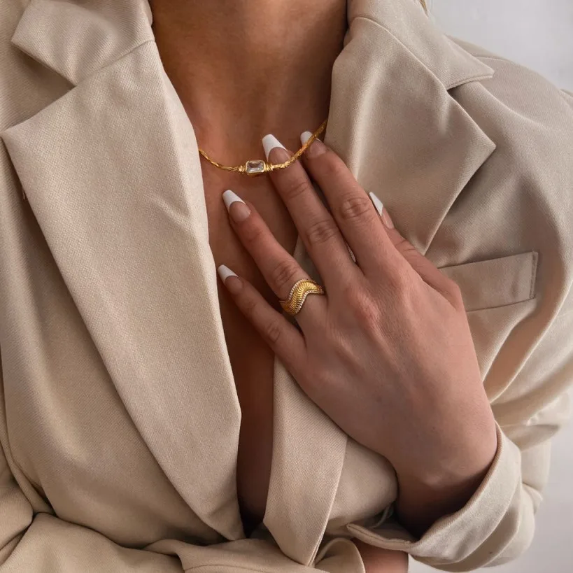 Punk Retro Gold Color Square Crystal Bracelet for Women Waterproof Stainless Steel Shinging Zircon Bangle Party Jewelry Wed Gift