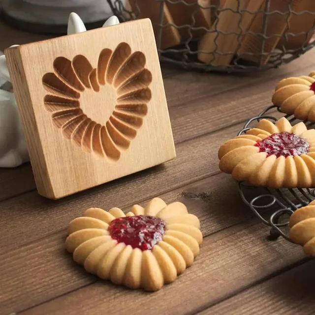 3d Wooden Flower Shape Pastry Mold Christmas Party Cake Biscuits Stamp Embossing Mould Hand Press Baking Cookie Cutter Diy Tools 2