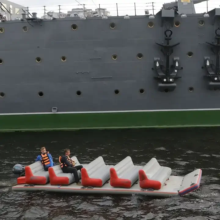 Factory Outlet Outdoor Winter Fun Inflatable Snow Sledge Snow Sled Paddle Board With Sofa For Adults And Kids