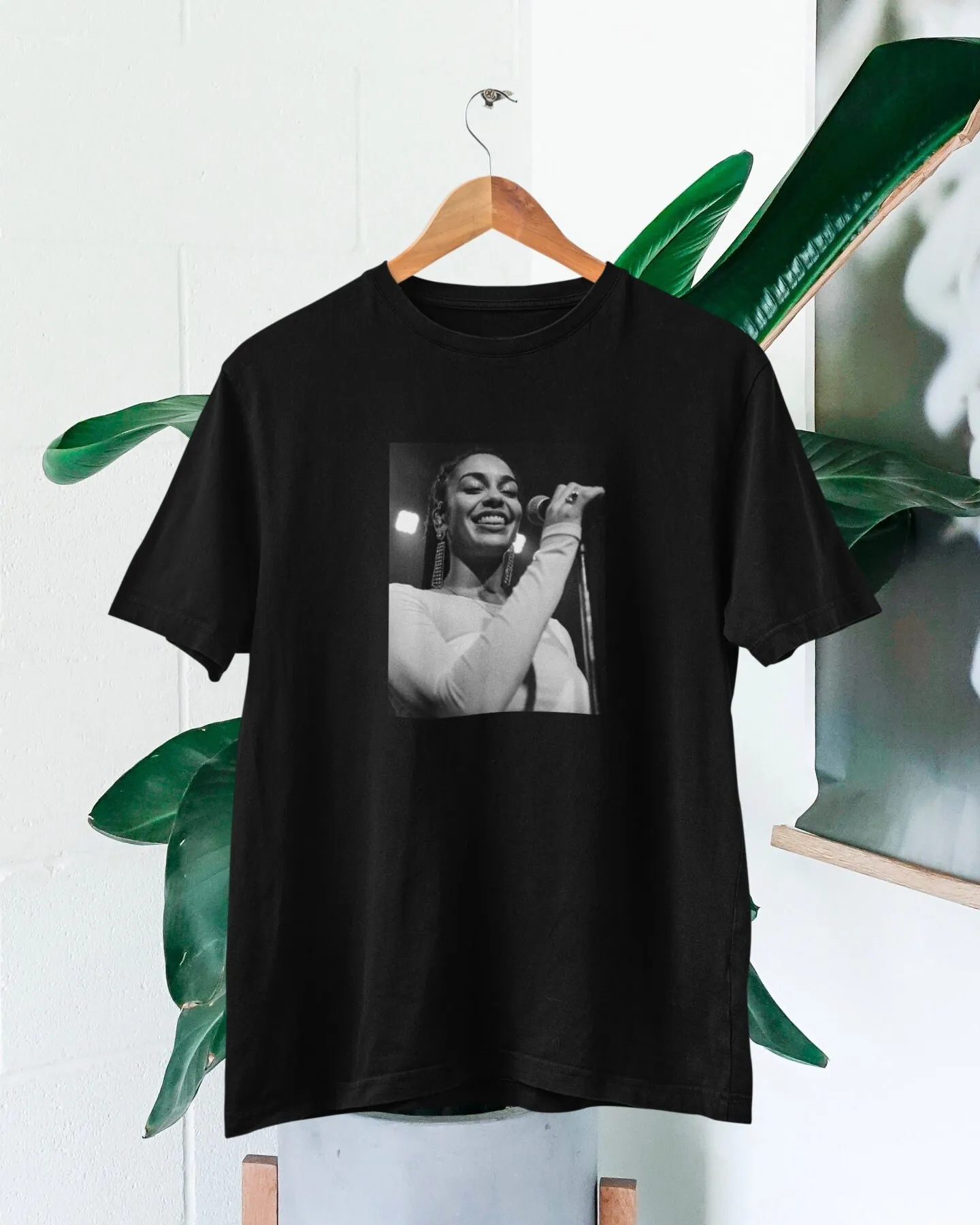 Jorja Smith Photo T-Shirt Jorja Smith Fans Top Jorja Smith Falling Or Flying