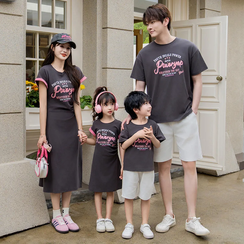 

Parent-child Matching Korea Clothes Family Brother Sister Clothing Dad Son T Shirts Mom Daughter Dress Women Dresses Couple Look