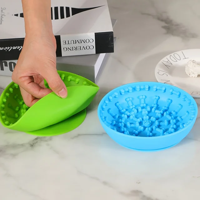 Silicone Slow Food Bowl Round Dog Bowl Cat Anti-Choking Anti-Knocking Feeding Plate Food Bowl with Suction Cup Pet Supplies 6