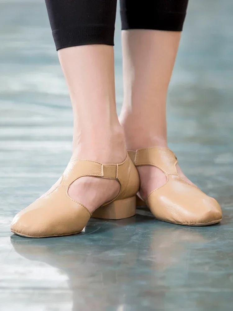 Sapatilhas de ballet em couro natural para mulher e rapariga_voghion.com