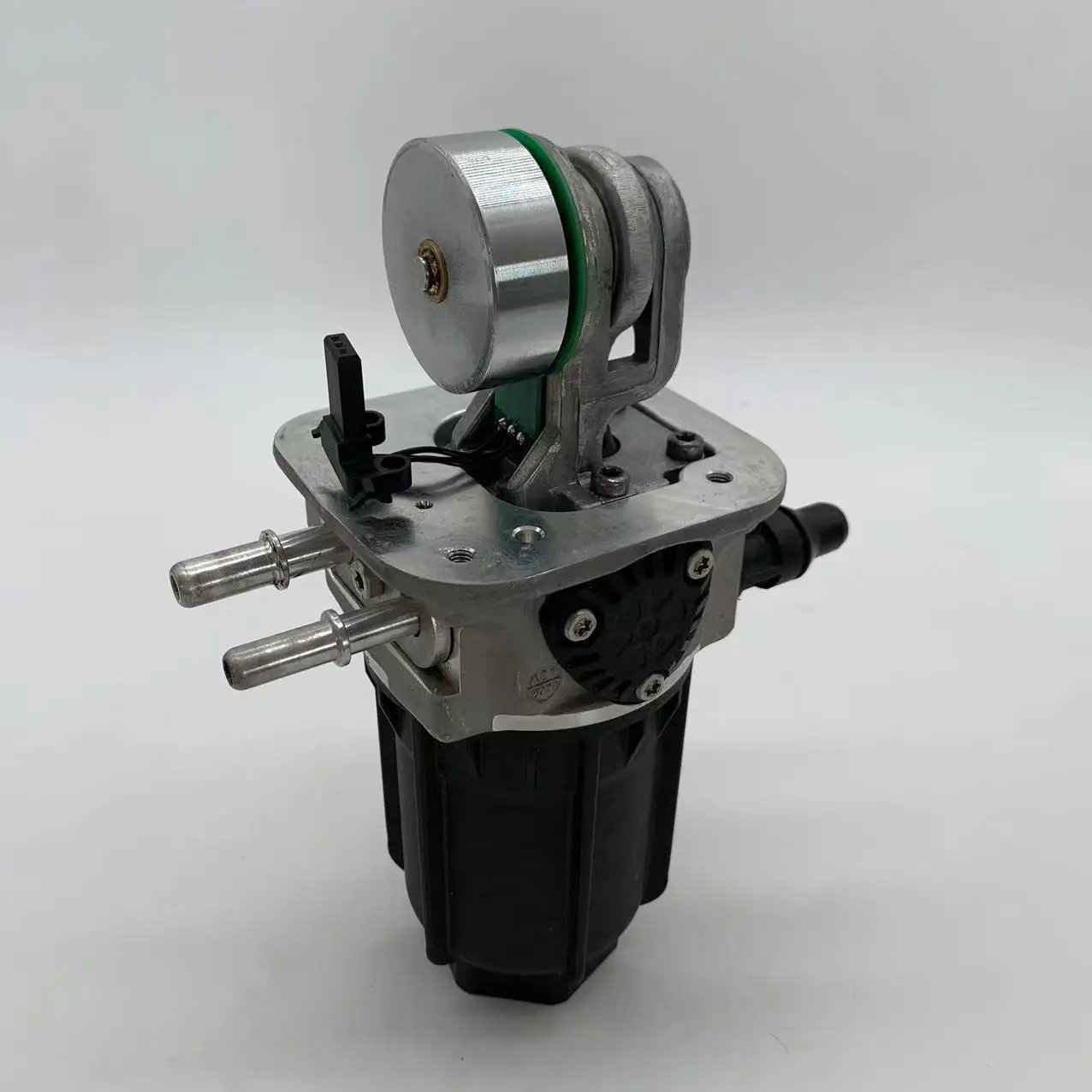 Urea pump motor 351256 1927081 1979873 suitable for trucks such as Scania MAN Benz DAF 2655852 A0001407878 A0001407678