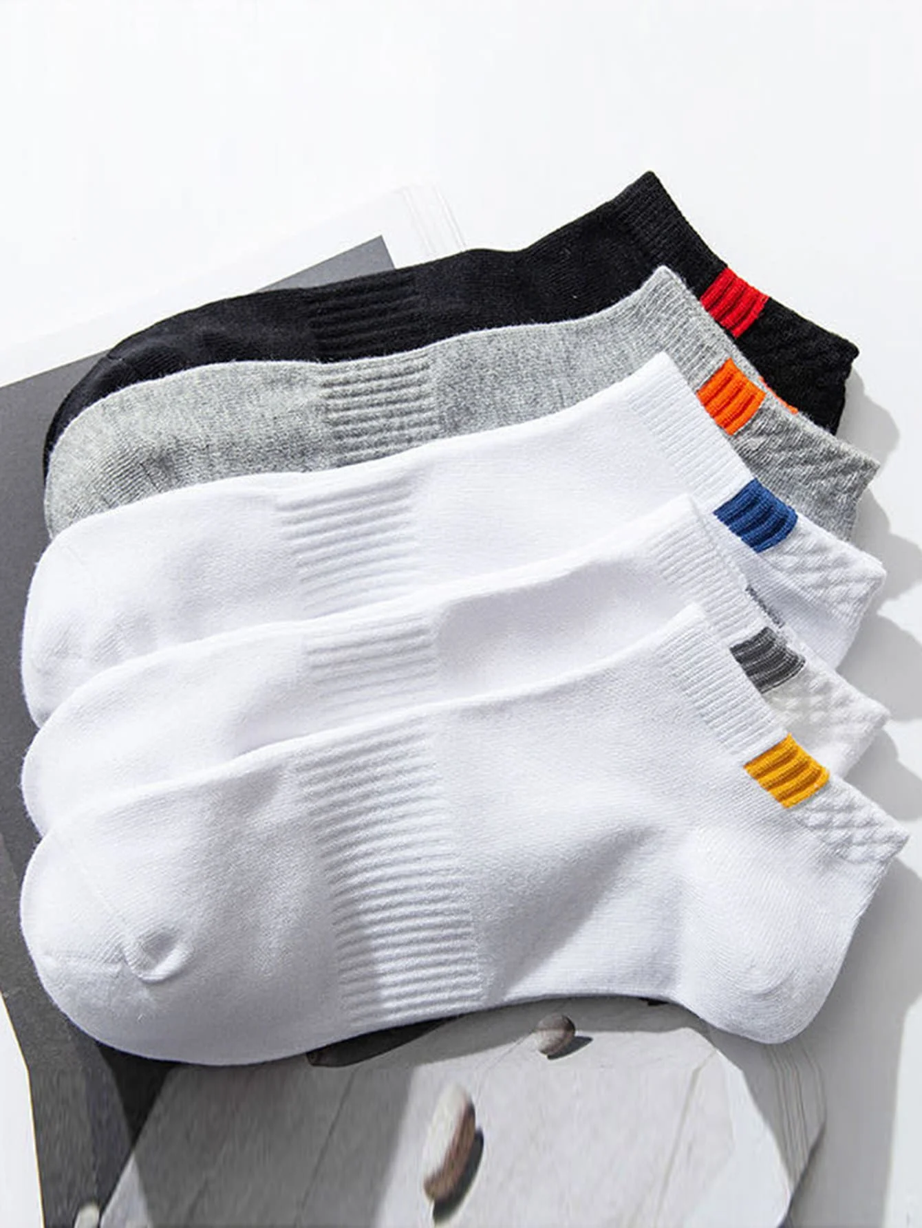 5 Pairs Mens solid socks Fashionable Cloth Standard Boat Socks Spring And Summer Thin Style Solid Color Socks Casual Sports