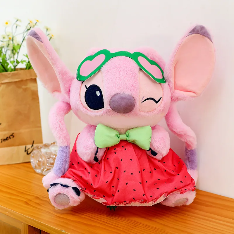 دمية ستيتش وأنجيل القطيفة: مغامرات الفاكهة الصيفية