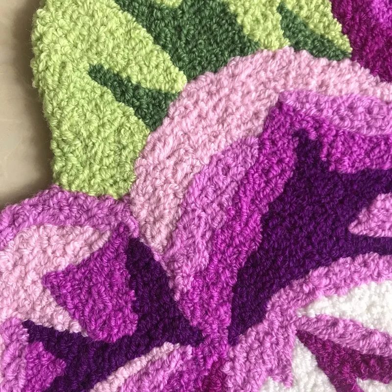 Roses Carpet Floor Mat Anti-Slip Modern Carpet Kitchen Area Rugs Embroidery Rose Flower Shaped Rug for Living Room Wedding Gift 2