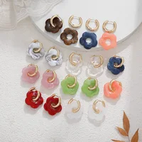 Cute Resin Colorful Flower Charms Earring Gold Color Circle Ear Buckle Hoop Earrings Fashion Jewelry for Women