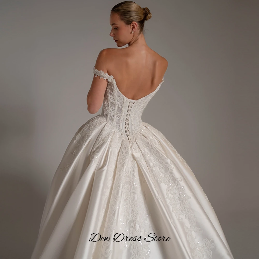 Off the Shoulder Strapless Wedding Dress Customized Classic A-Line Satin Vestido De Novia Luxury Appliques Pearls Robe de mariée