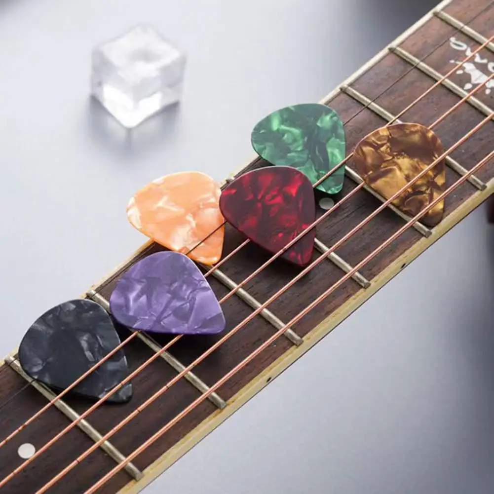 30Pcs 0.5mm 0.75mm 1.0mm Heart Celluloid Guitar Picks For Acoustic Guitar Electric Bass Ukulele Ultra-thin Guitars Picks
