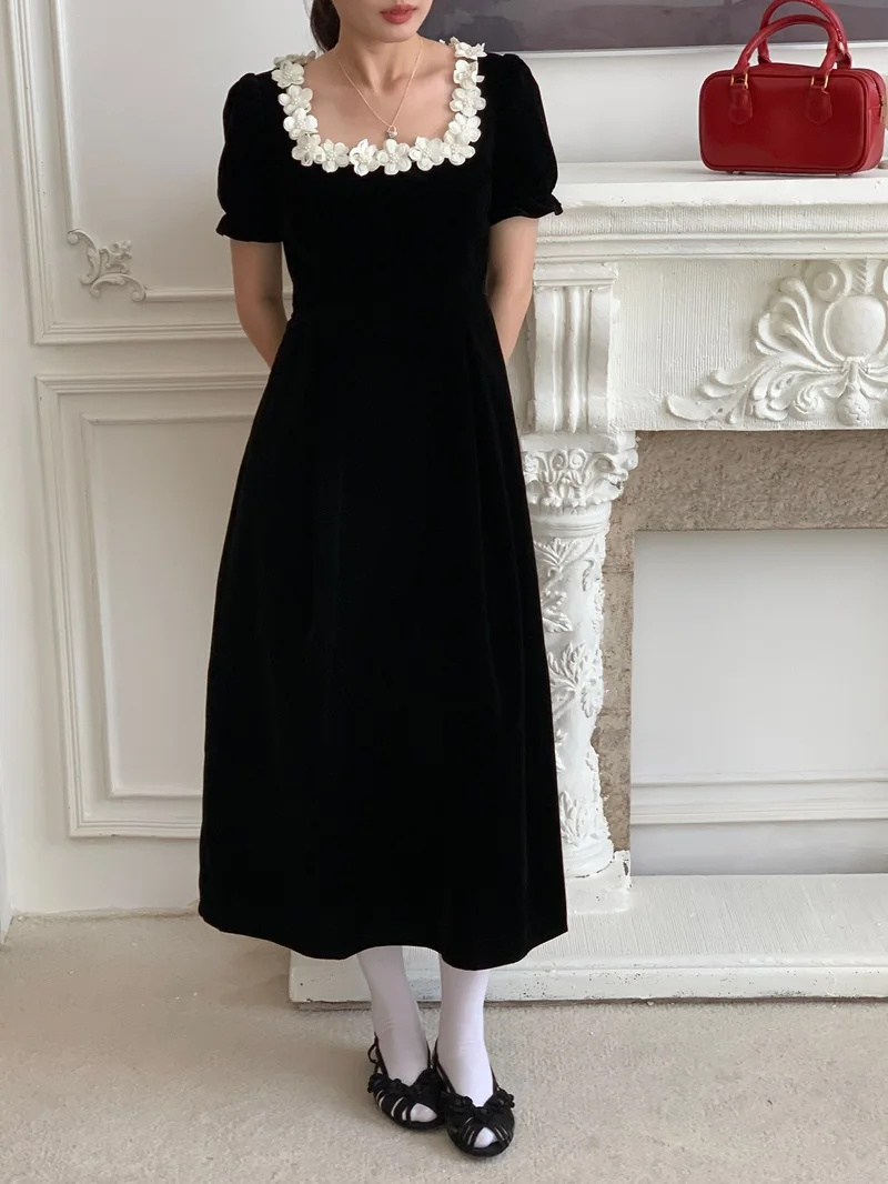 Autumn French Vintage Black Velvet Midi Dresses for Women Puff Sleeves Square Collar A-line Korean Fashion Vestido Mujer New