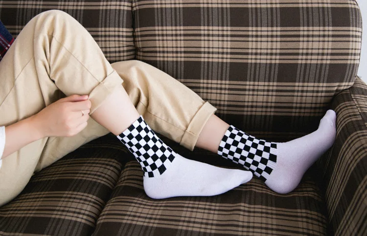 Men's Socks Plaid Unisex Sports Cotton Korean Version Couples Chessboard Street Hip Hop Skateboards 4 S318697340f764c51b59c50e4859fcad7l