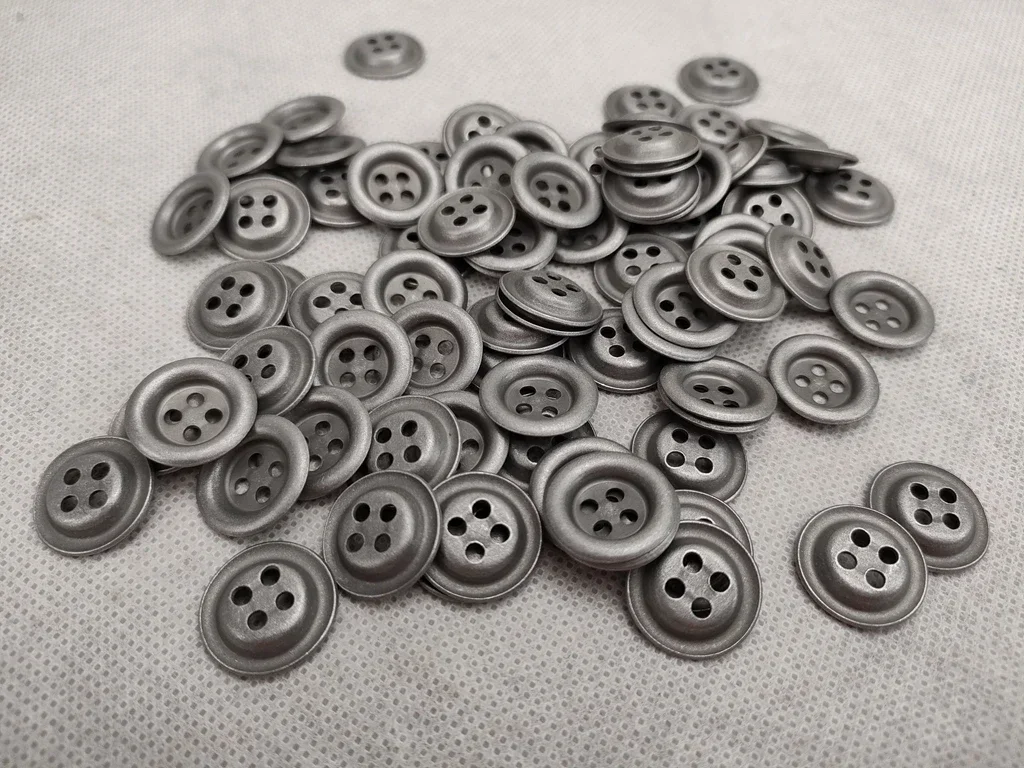 WANG1.50PCS LOT WWII GERMAN ARMY SHIRT BUTTONS 17MM