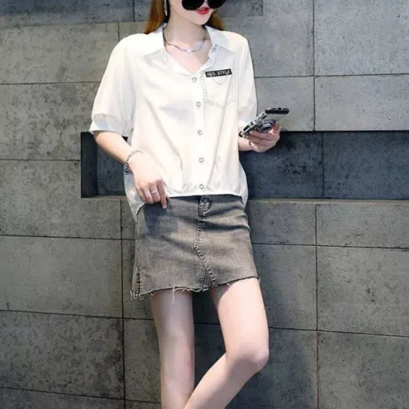 2024Summer Women's Leisure Fashion Elegant Commuting Solid Color Loose Button Patch Front Short Back Long Shirt Short Sleeve Top