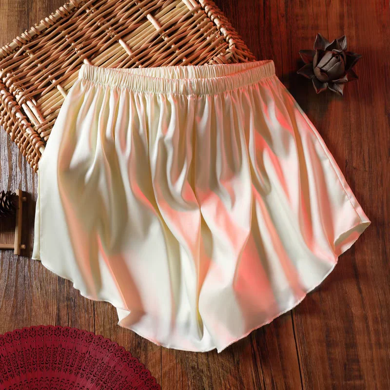 New Chinese Style Women Dudou Top & Shorts 2PCS Pajama Sets Butterfly Love Flower Embroidery Silk Undergarment Oriental Clothes